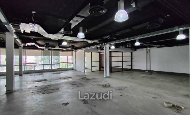 Office for Rent in Thung Maha Mek, Sathon