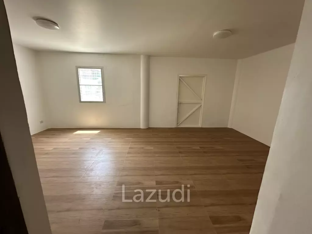 Luxury Home Office for rent in Sathorn - Yen Akart