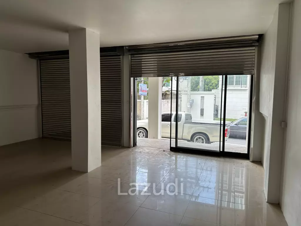 Luxury Home Office for rent in Sathorn - Yen Akart