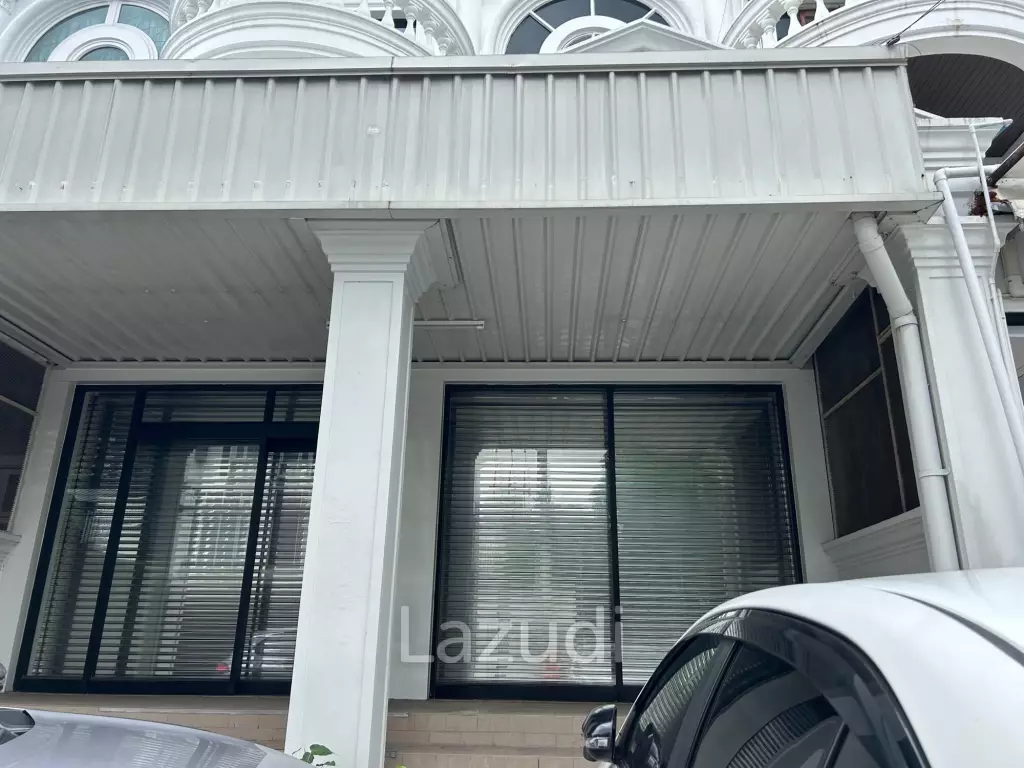 Luxury Home Office for rent in Sathorn - Yen Akart