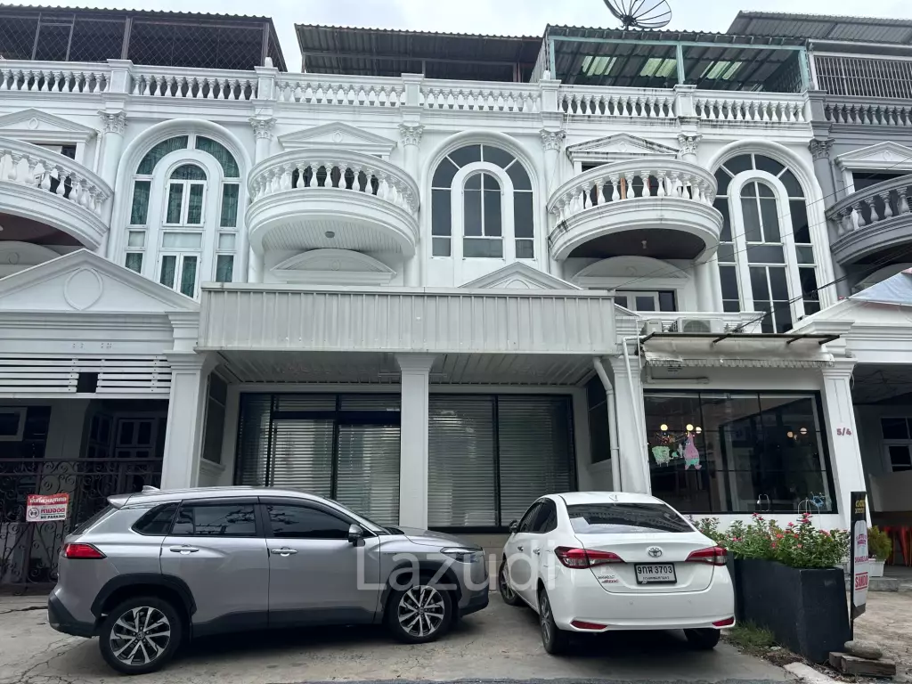 Luxury Home Office for rent in Sathorn - Yen Akart