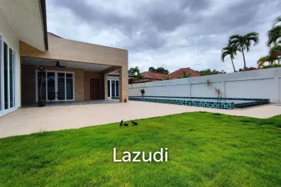3 Beds 4 Baths 285 SQ.M. Private House in Huay Yai