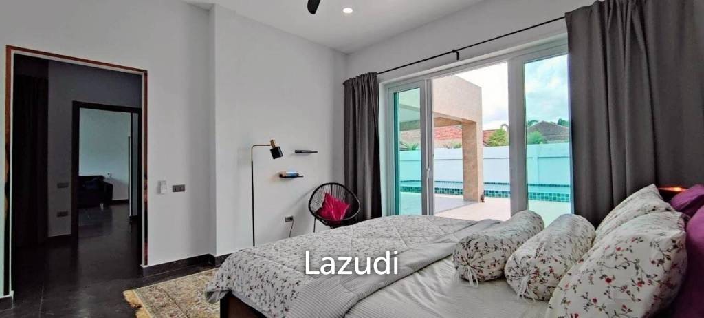3 Beds 4 Baths 285 SQ.M. Private House in Huay Yai