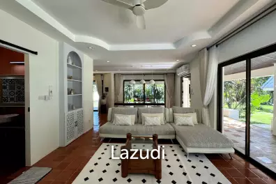 Peaceful 3 or 4-Bedroom Villa with Stunning Outdoor Space in Paklok