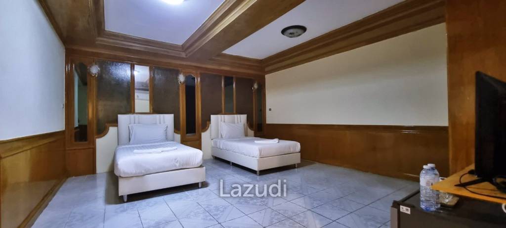 15 Room 450 SQ.M. Guesthouse in Jomtien Plaza Condotel