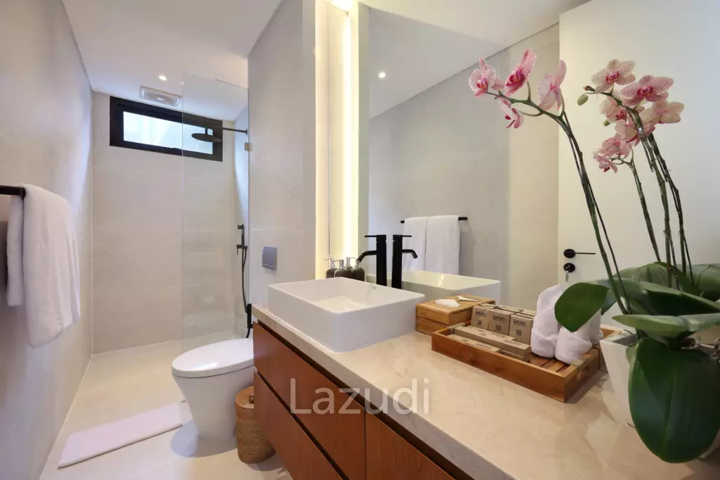 Modern 3 Bedroom Villa in Nelayan, Batu Bolong, A Prime Investment Opportunity