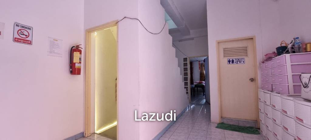 3 Beds 4 Baths 304 SQ.M.  Commercial Building in Buakhao