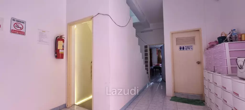 3 Beds 4 Baths 304 SQ.M.  Commercial Building in Buakhao
