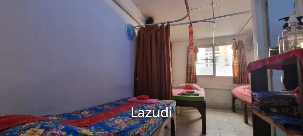 3 Beds 4 Baths 304 SQ.M.  Commercial Building in Buakhao