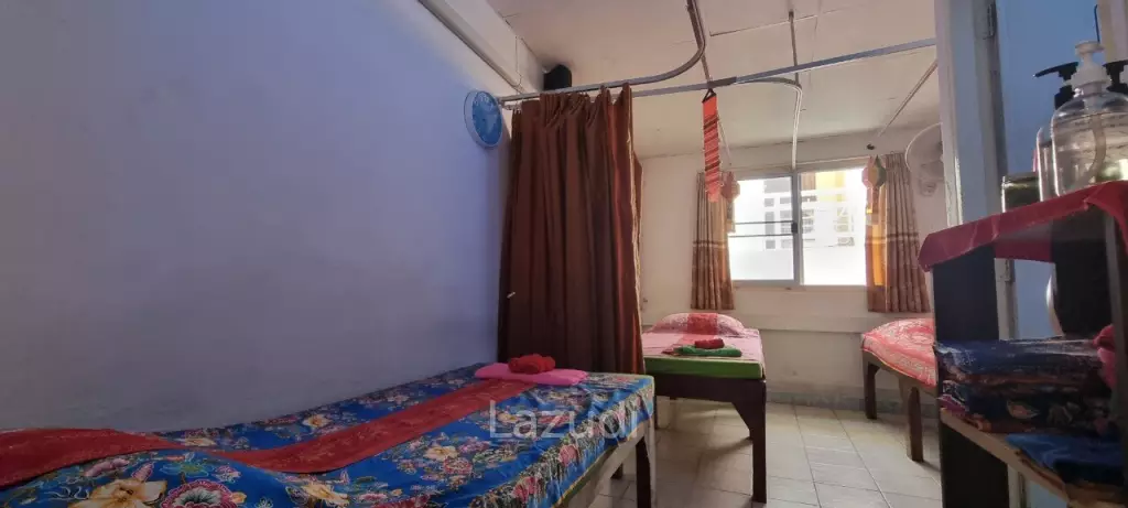 3 Beds 4 Baths 304 SQ.M.  Commercial Building in Buakhao