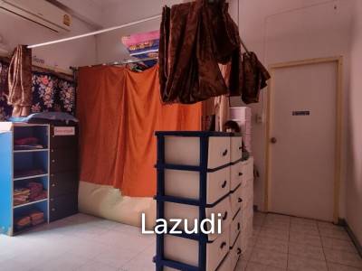 3 Beds 4 Baths 304 SQ.M.  Communal Building in Buakhao