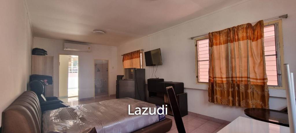 3 Beds 4 Baths 304 SQ.M.  Commercial Building in Buakhao