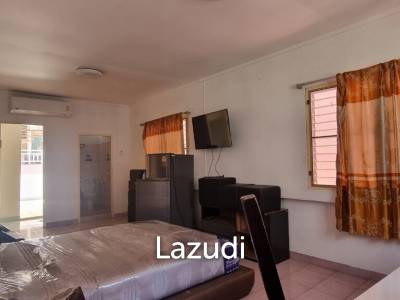 3 Beds 4 Baths 304 SQ.M.  Communal Building in Buakhao
