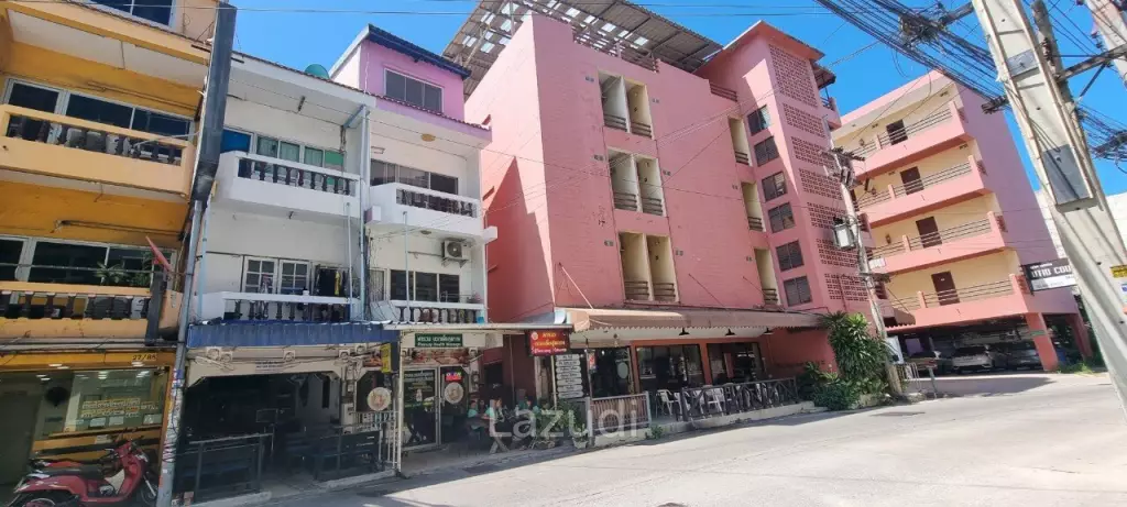 3 Beds 4 Baths 304 SQ.M.  Commercial Building in Buakhao