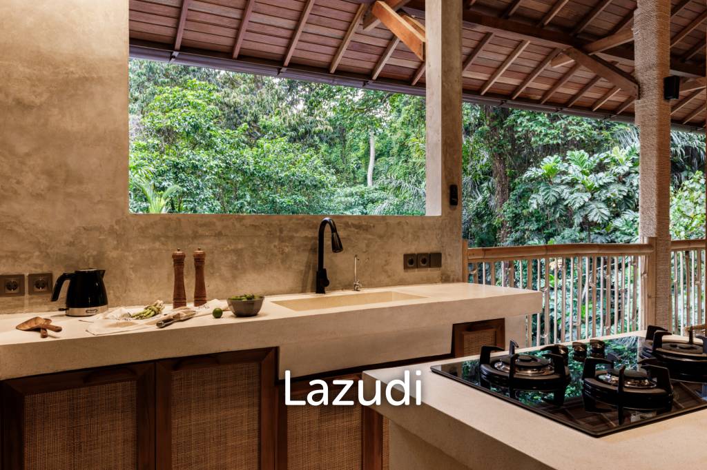 Luxurious Jungle Retreat Exquisite Villa for Lease in Ubud