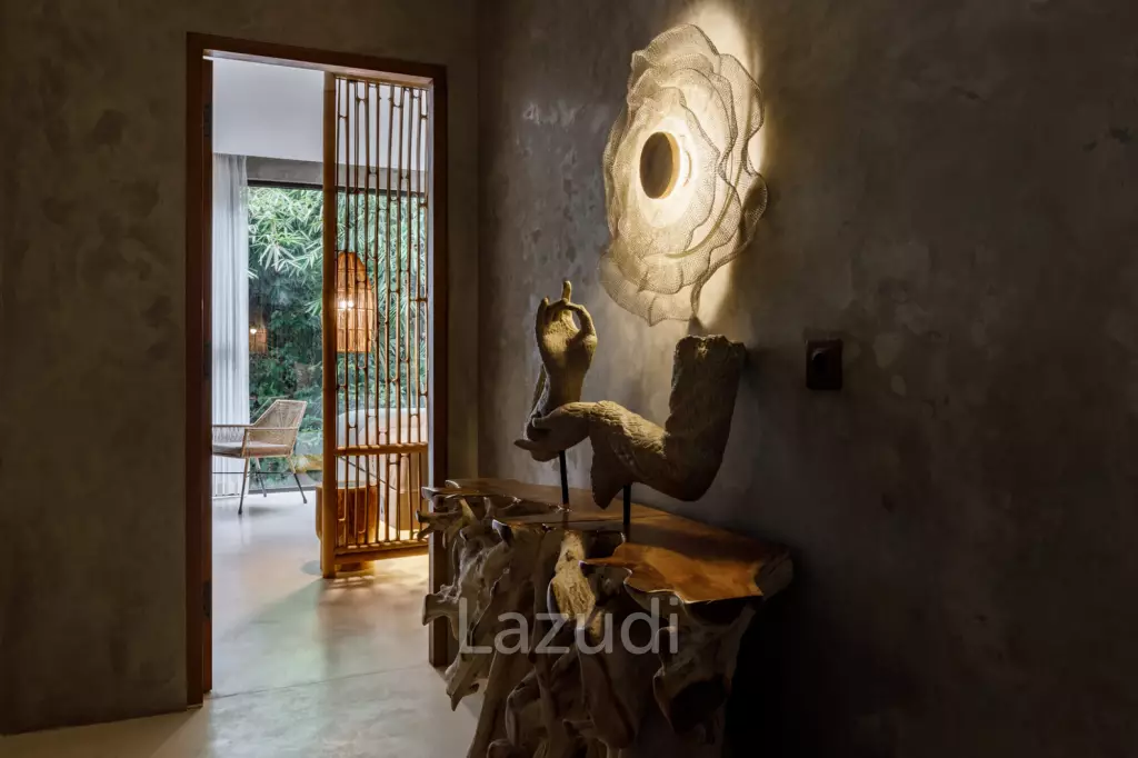 Luxurious Jungle Retreat Exquisite Villa for Lease in Ubud