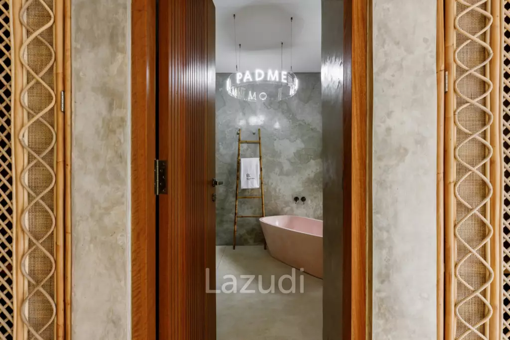 Luxurious Jungle Retreat Exquisite Villa for Lease in Ubud