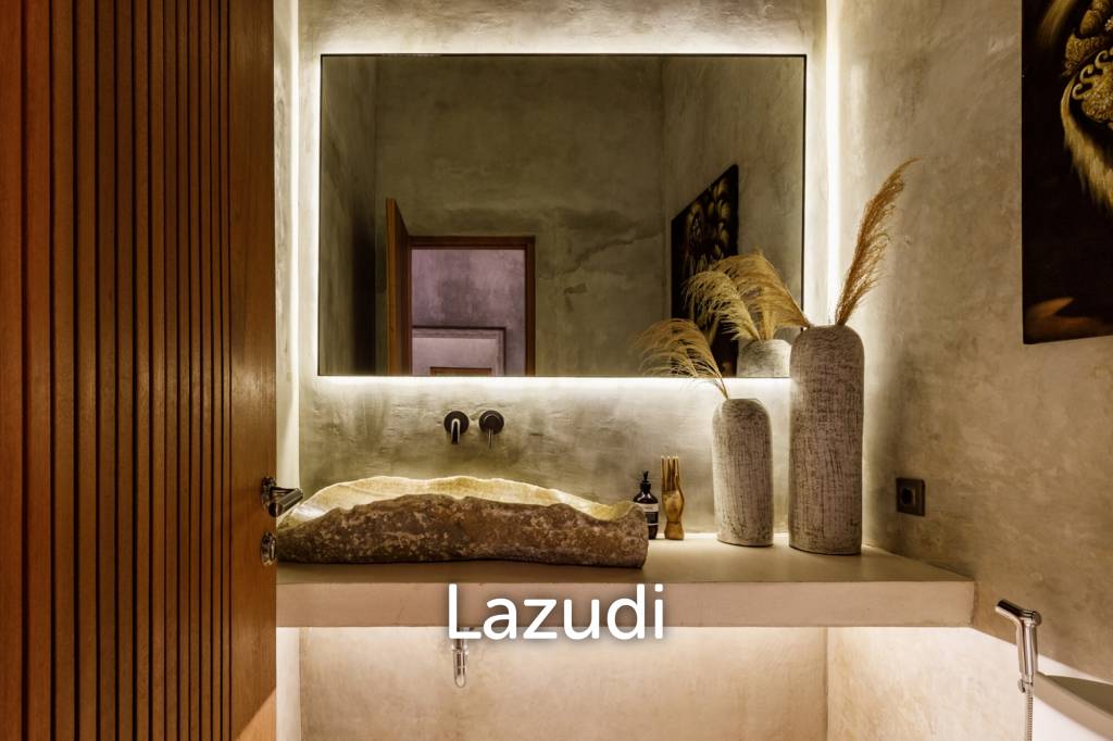Luxurious Jungle Retreat Exquisite Villa for Lease in Ubud