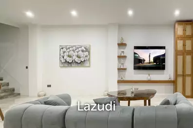 Premium Leasehold Property with Expansive Pool in Canggu – Tumbak Bayuh: Only 10 Minutes to Pererenan Beach