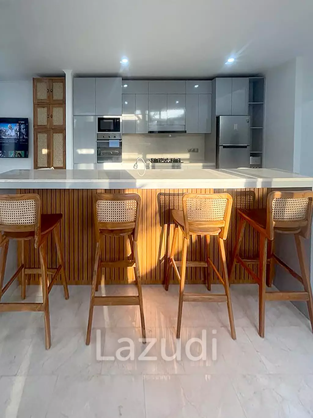 Premium Leasehold Property with Expansive Pool in Canggu – Tumbak Bayuh: Only 10 Minutes to Pererenan Beach
