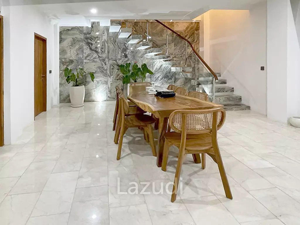 Premium Leasehold Property with Expansive Pool in Canggu – Tumbak Bayuh: Only 10 Minutes to Pererenan Beach