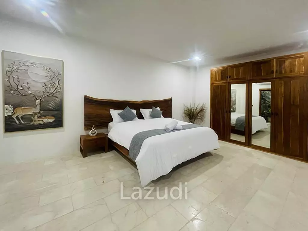 Premium Leasehold Property with Expansive Pool in Canggu – Tumbak Bayuh: Only 10 Minutes to Pererenan Beach
