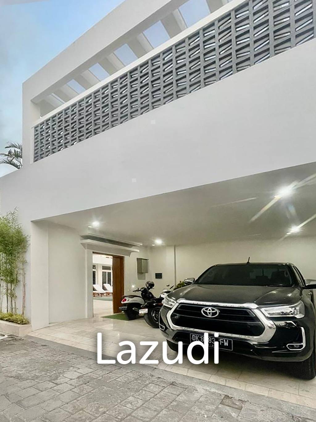 Premium Leasehold Property with Expansive Pool in Canggu – Tumbak Bayuh: Only 10 Minutes to Pererenan Beach