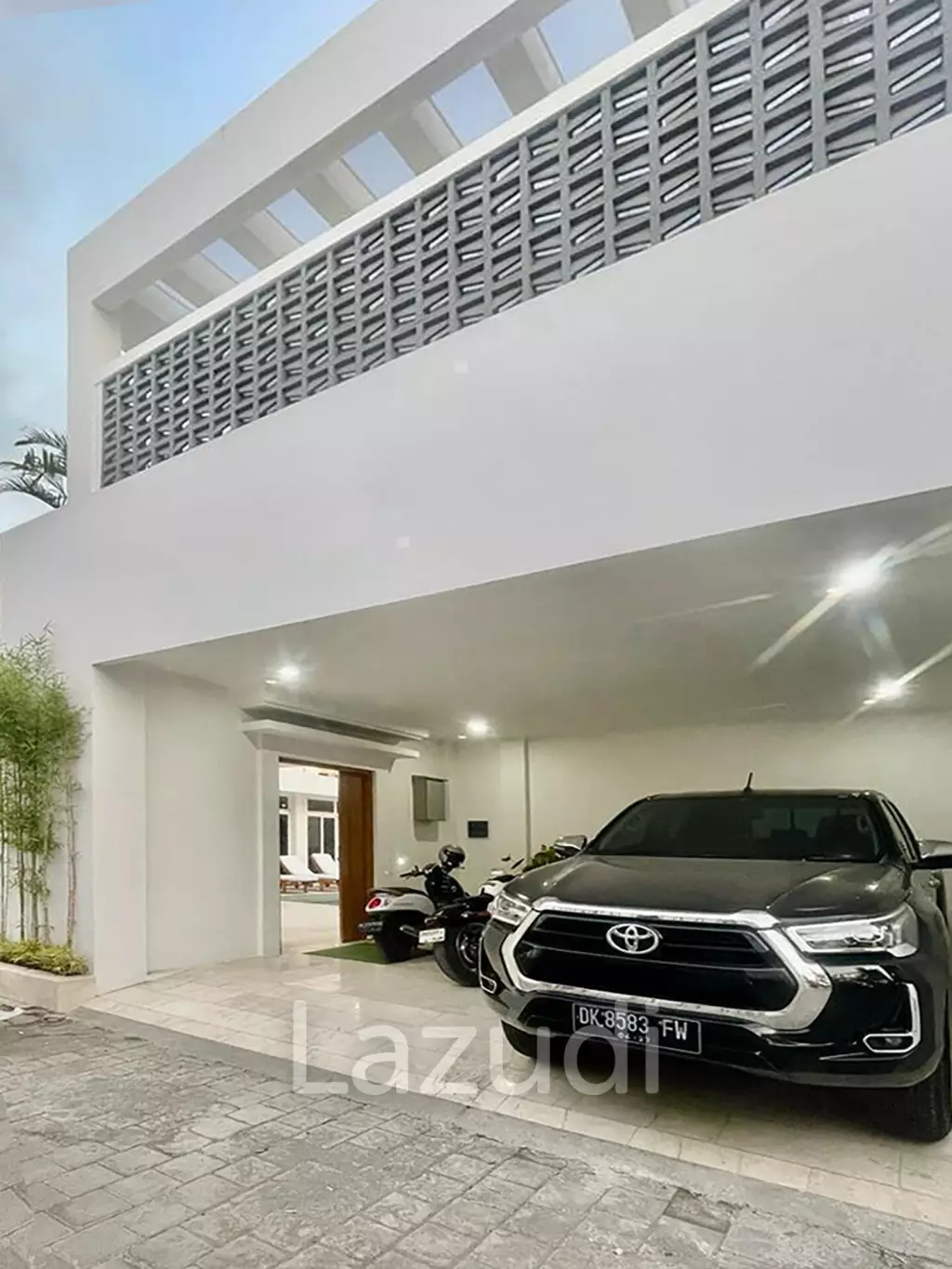 Premium Leasehold Property with Expansive Pool in Canggu – Tumbak Bayuh: Only 10 Minutes to Pererenan Beach