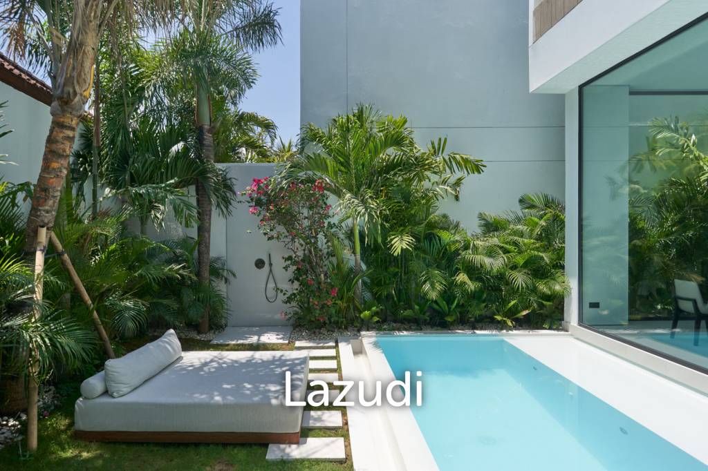 Modern Luxury Meets Smart Living, A Premier 3 Bedroom Villa in Berawa, Canggu