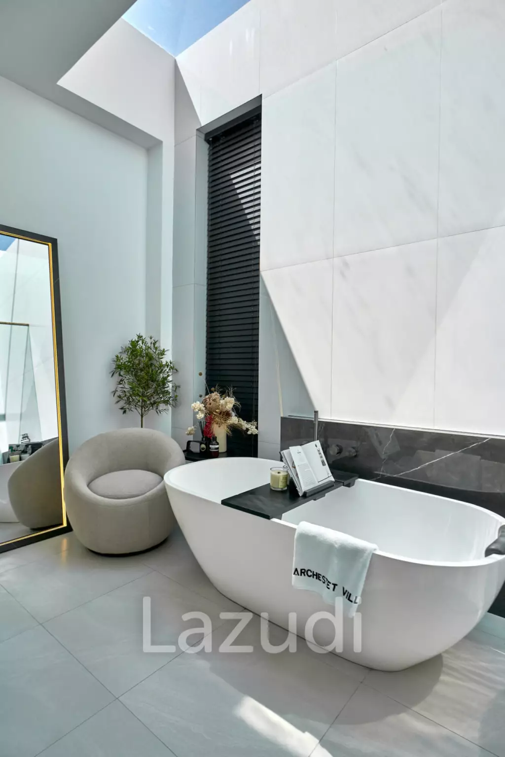 Modern Luxury Meets Smart Living, A Premier 3 Bedroom Villa in Berawa, Canggu