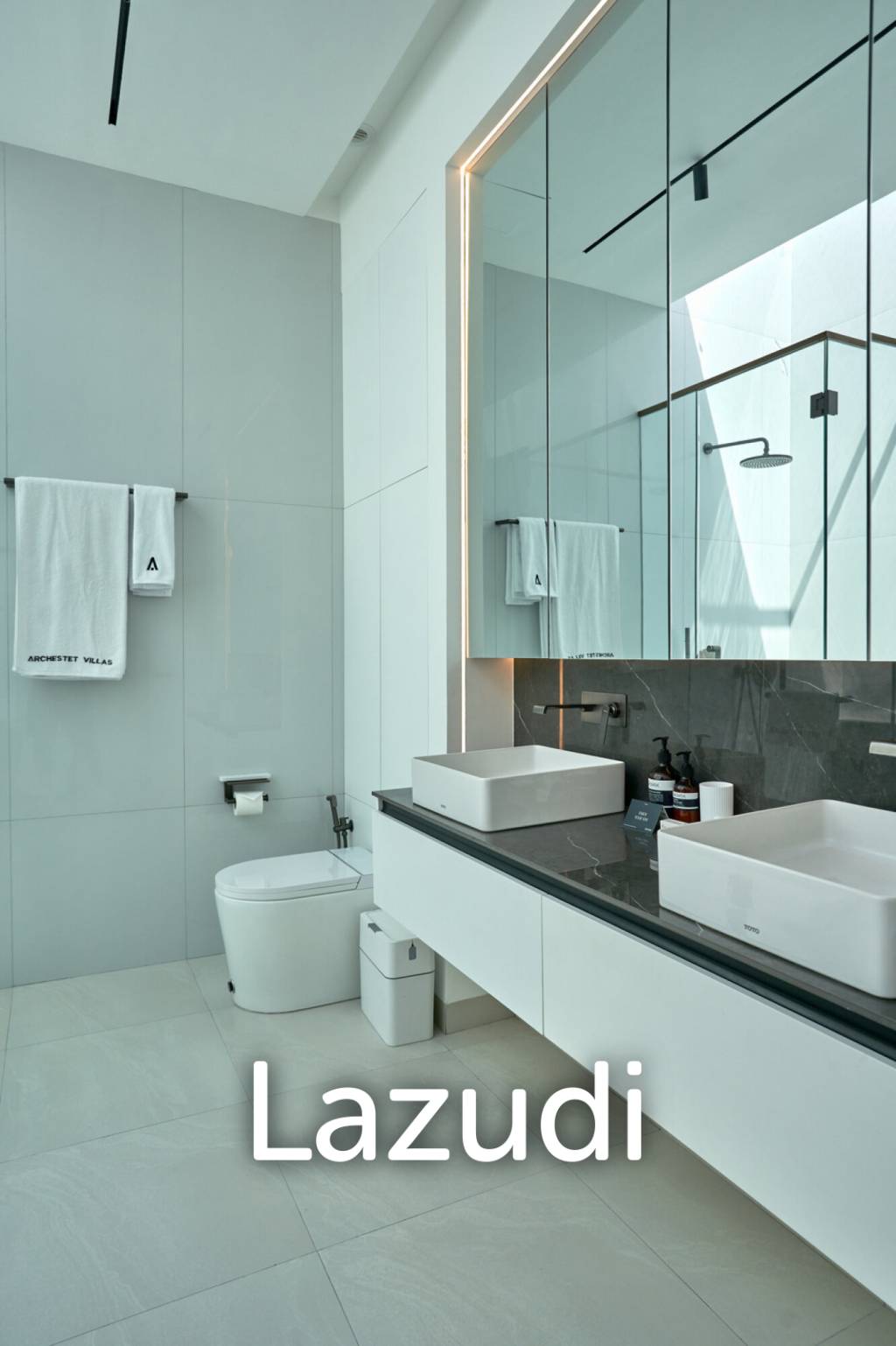 Modern Luxury Meets Smart Living, A Premier 3 Bedroom Villa in Berawa, Canggu
