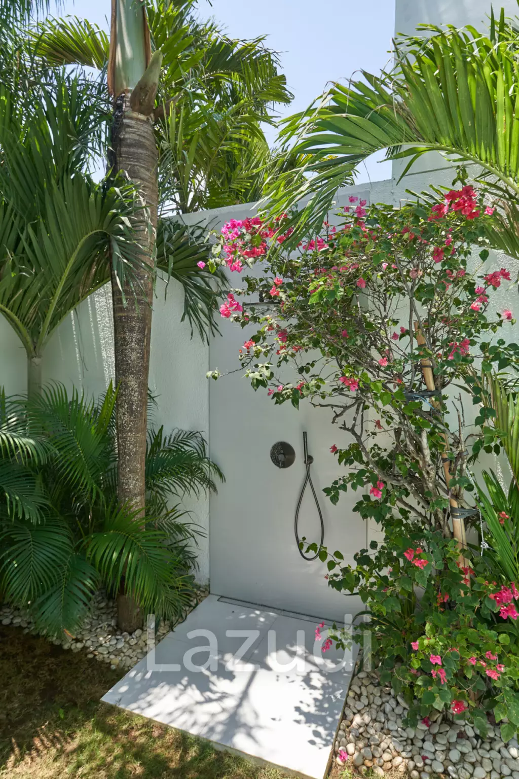 Modern Luxury Meets Smart Living, A Premier 3 Bedroom Villa in Berawa, Canggu
