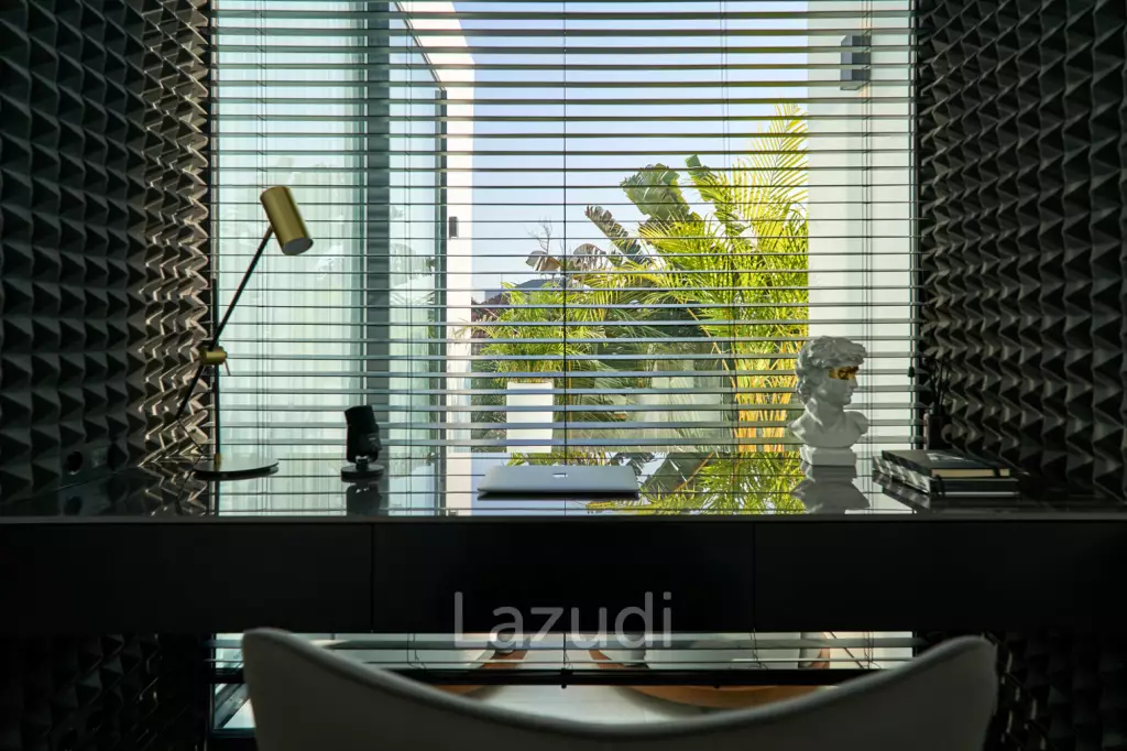 Modern Luxury Meets Smart Living, A Premier 3 Bedroom Villa in Berawa, Canggu