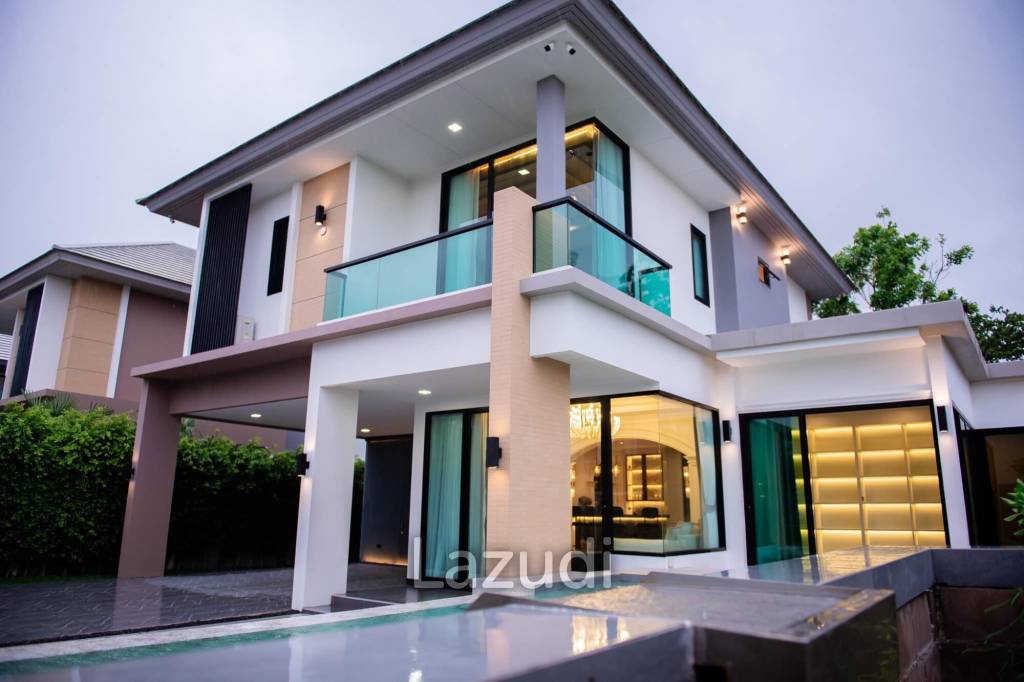 Zermatt Hua Hin : Luxurious Two-Story Villa Soi 102