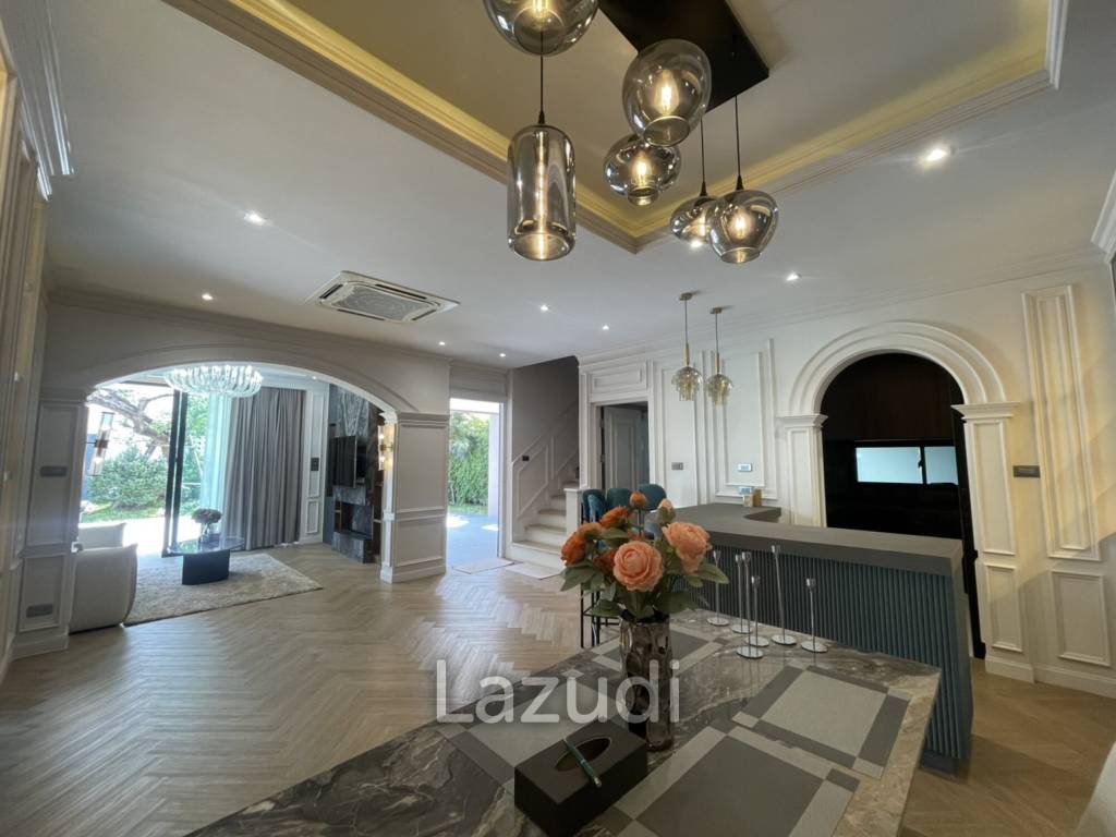 Zermatt Hua Hin : Luxurious Two-Story Villa Soi 102