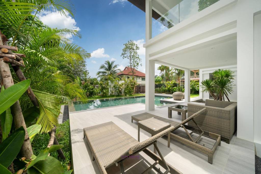 Modern Tropical 3-Bedroom Villa - 5 Minutes from Kamala Beach