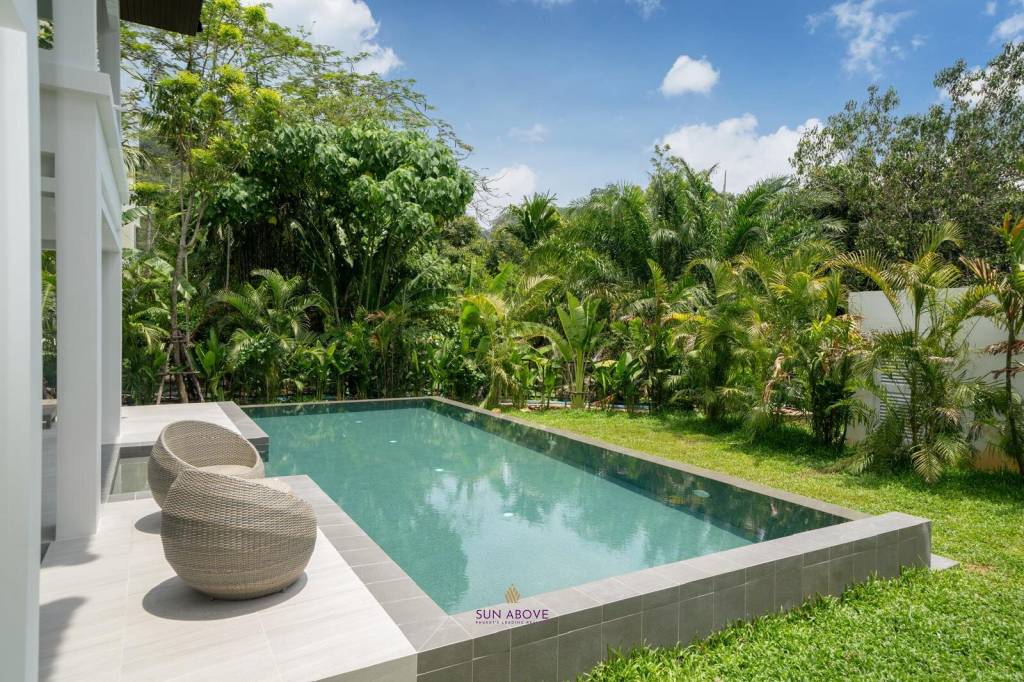 Modern Tropical 3-Bedroom Villa - 5 Minutes from Kamala Beach