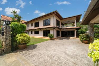Beautiful Thai-Style 3-Bedroom House In Kamala Beautiful Thai-Style 3-Bedroom House In Kamala