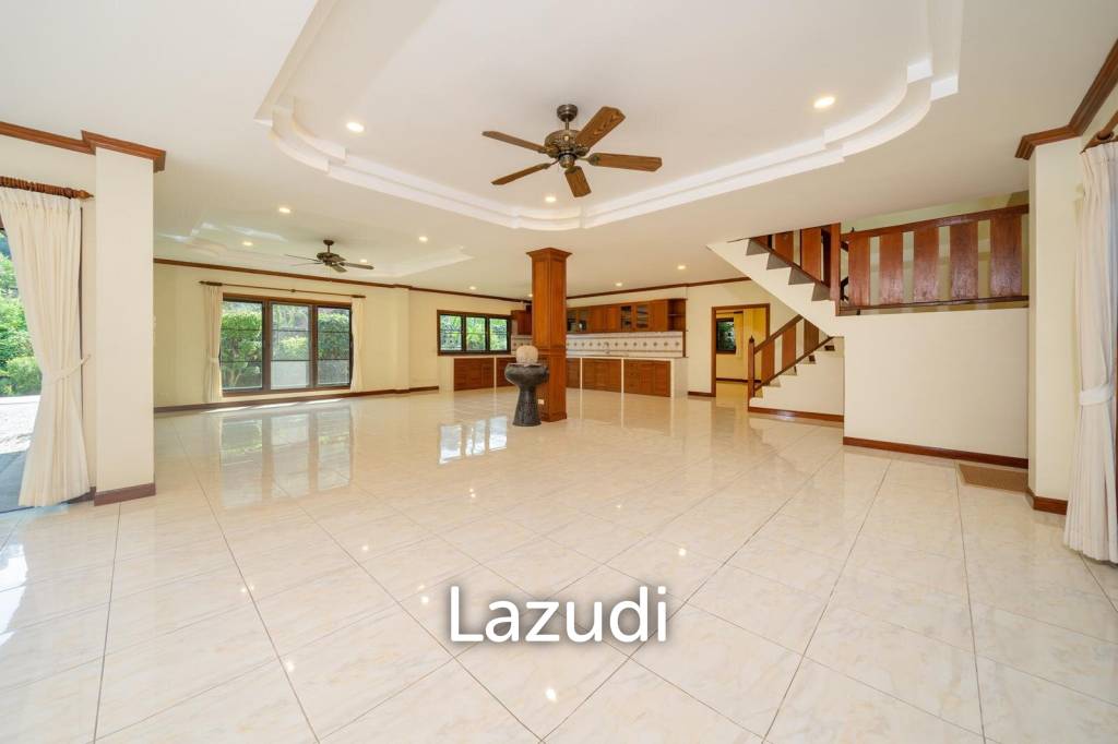 Beautiful Thai-Style 3-Bedroom House  In  Kamala