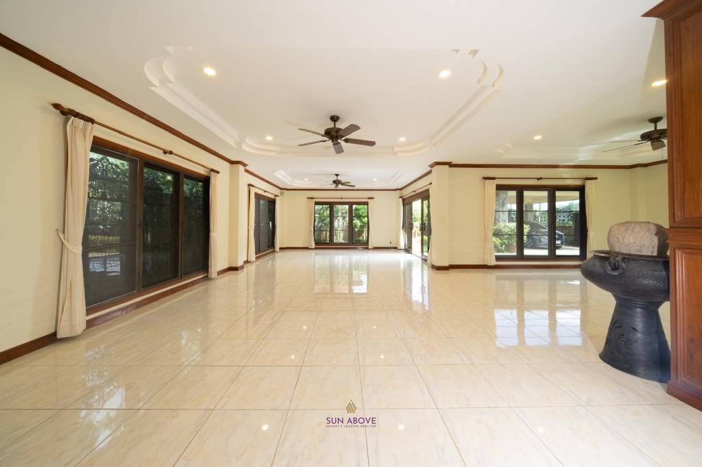 Beautiful Thai-Style 3-Bedroom House  In  Kamala