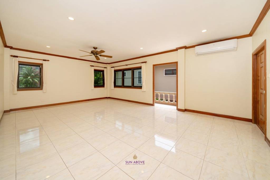 Beautiful Thai-Style 3-Bedroom House  In  Kamala