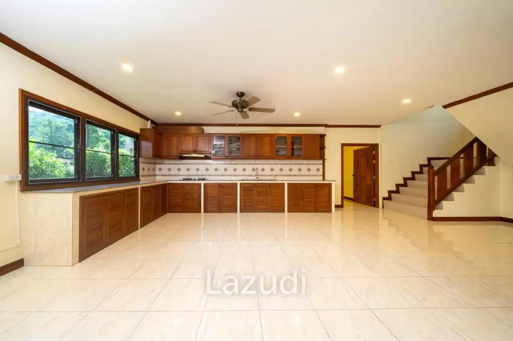 Beautiful Thai-Style 3-Bedroom House  In  Kamala