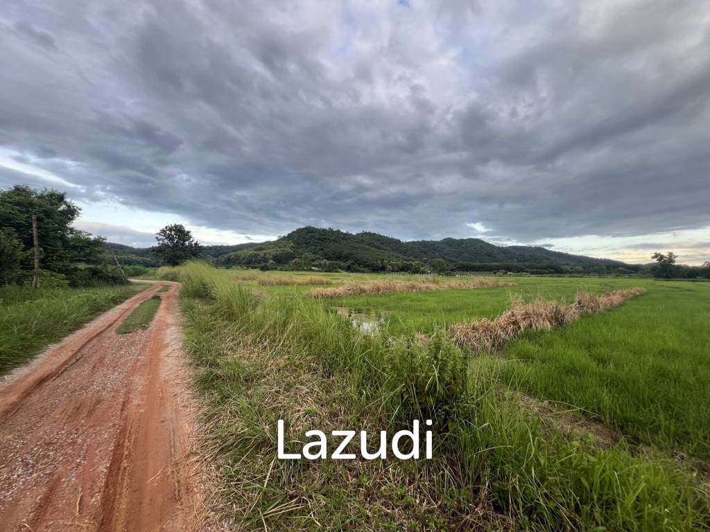 7 Rai Land For Sale With Mountain View in Huai Sak