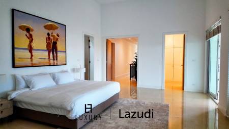 2,267 Kvm 6 Seng 5 Bad Villa for Salg