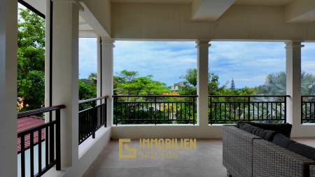 Luxus Pool Villa mit 6 Schlafzimmern und 5 Bädern