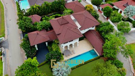 Luxus Pool Villa mit 6 Schlafzimmern und 5 Bädern