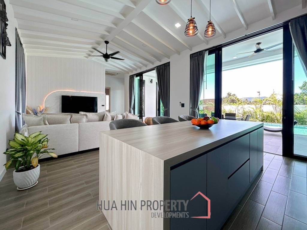 Brand New 5 Bedroom Pool Villa Close to Black Mountain