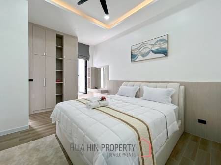 Brand New 5 Bedroom Pool Villa Close to Black Mountain