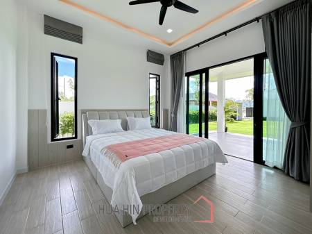 Brand New 5 Bedroom Pool Villa Close to Black Mountain