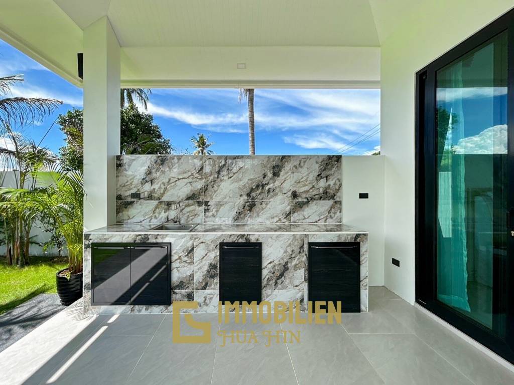 Brand New 5 Bedroom Pool Villa Close to Black Mountain